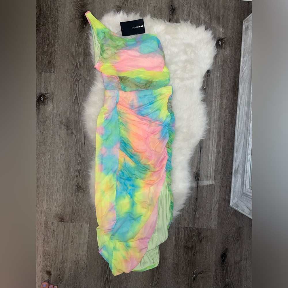 NWT Two piece skirt set